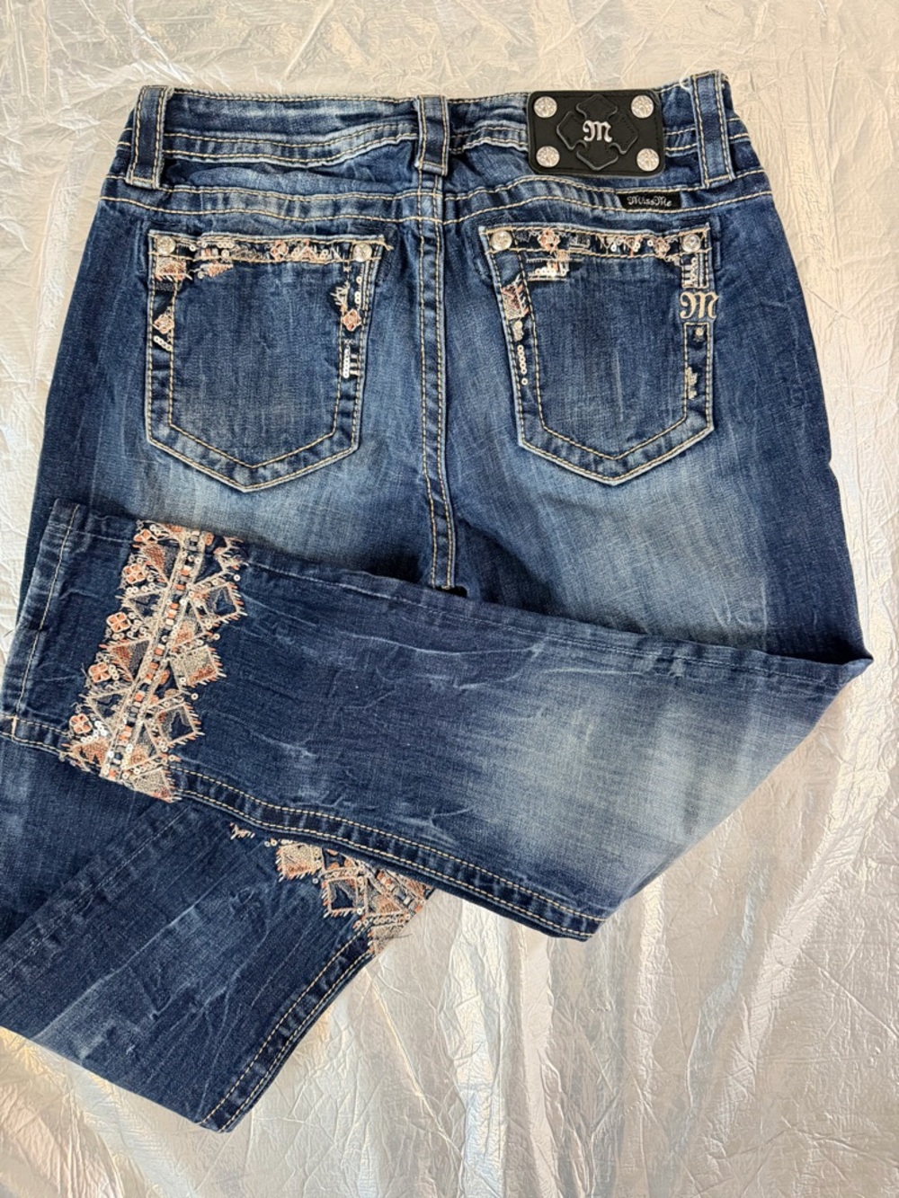 Miss Me Jean Capri with Peach Embroidery size 30